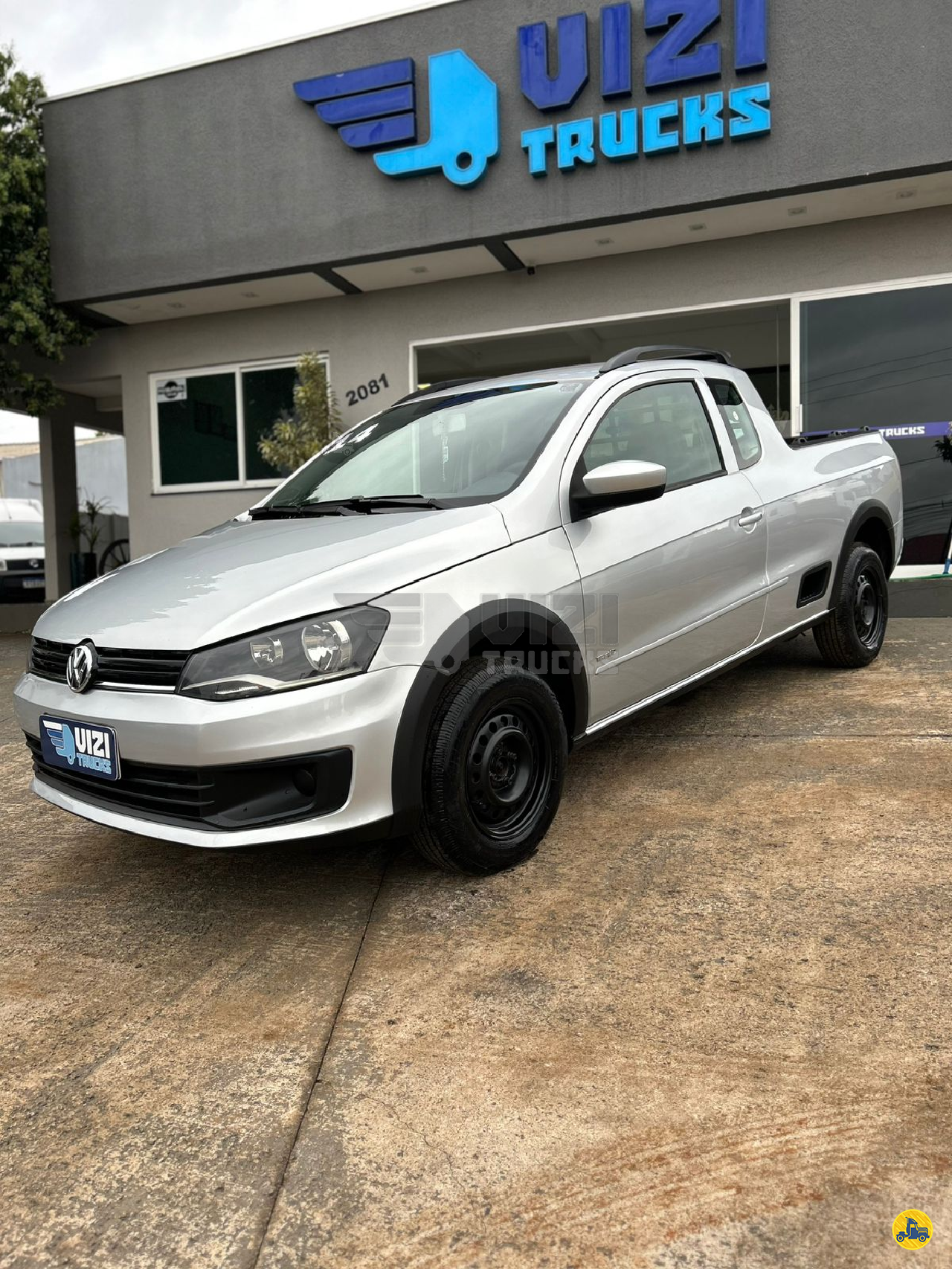 CARRO VW - Volkswagen Saveiro 1.6 CE Trend Vizi Trucks DOIS VIZINHOS PARANÁ PR